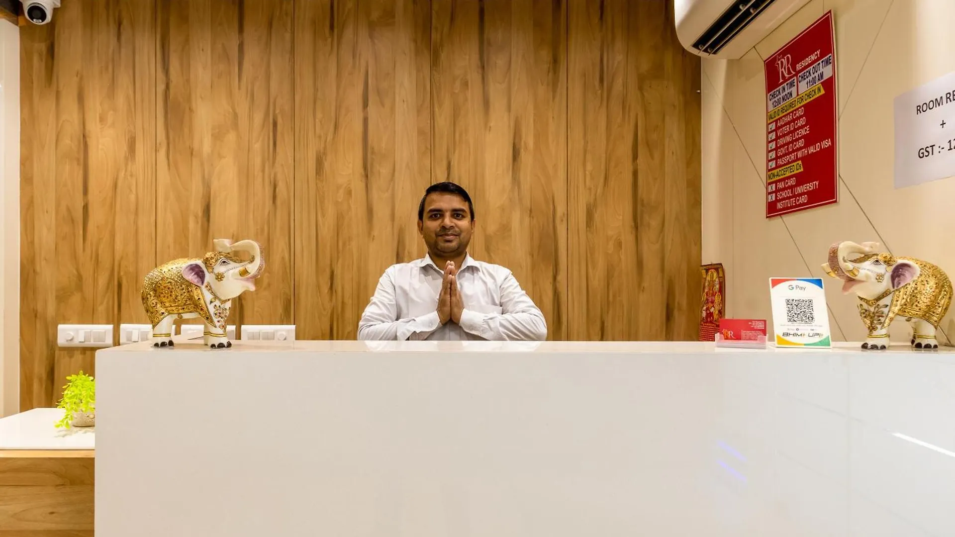 Rr Residency Hotel Delhi  Guest house Delhi (National Capital Territory of India)
