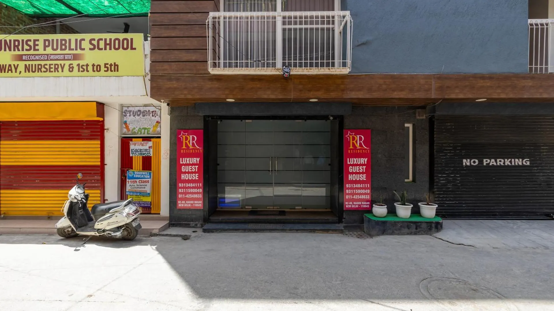 *** Guest house Rr Residency Hotel Delhi  India