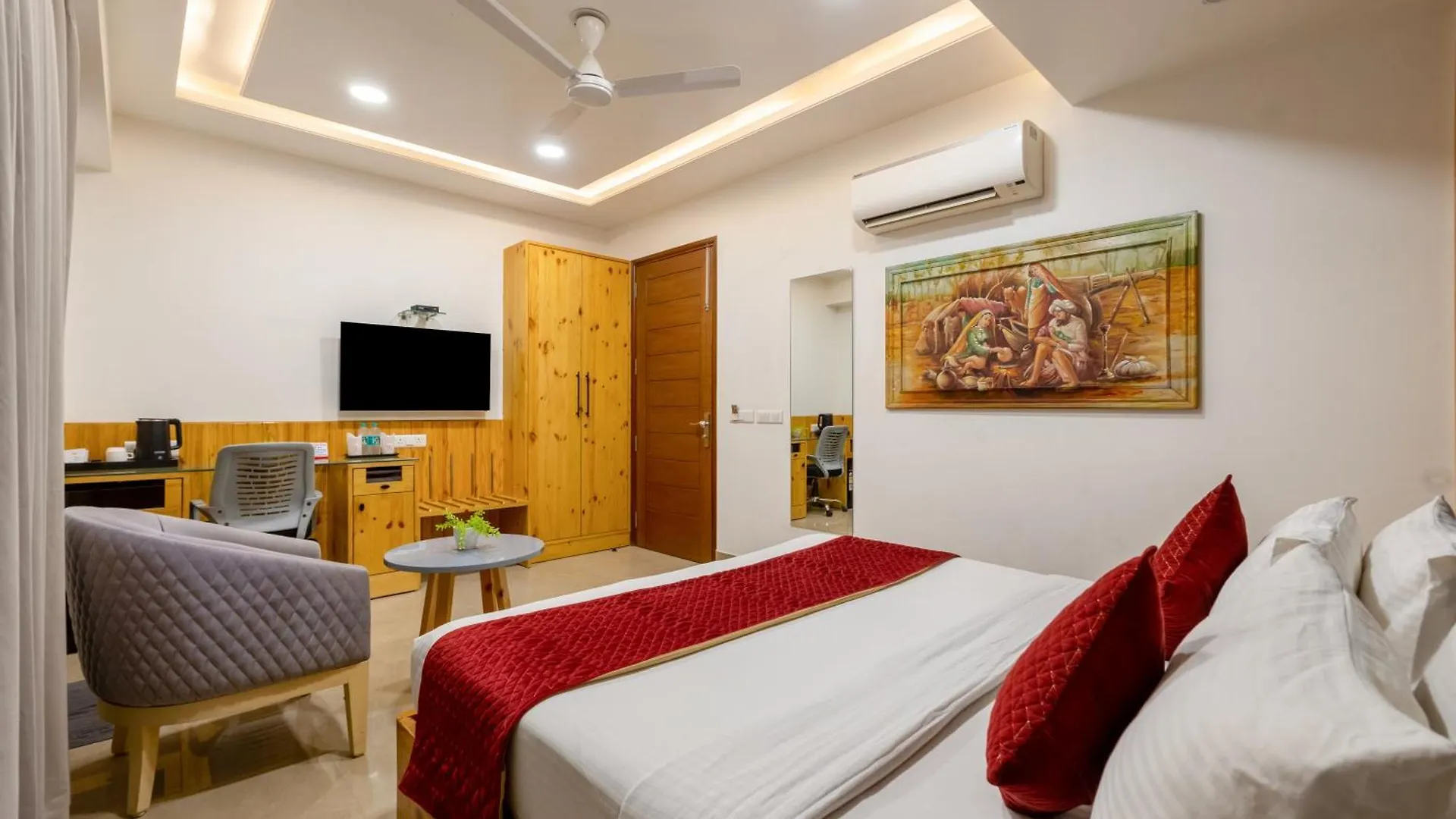 Rr Residency Hotel Delhi