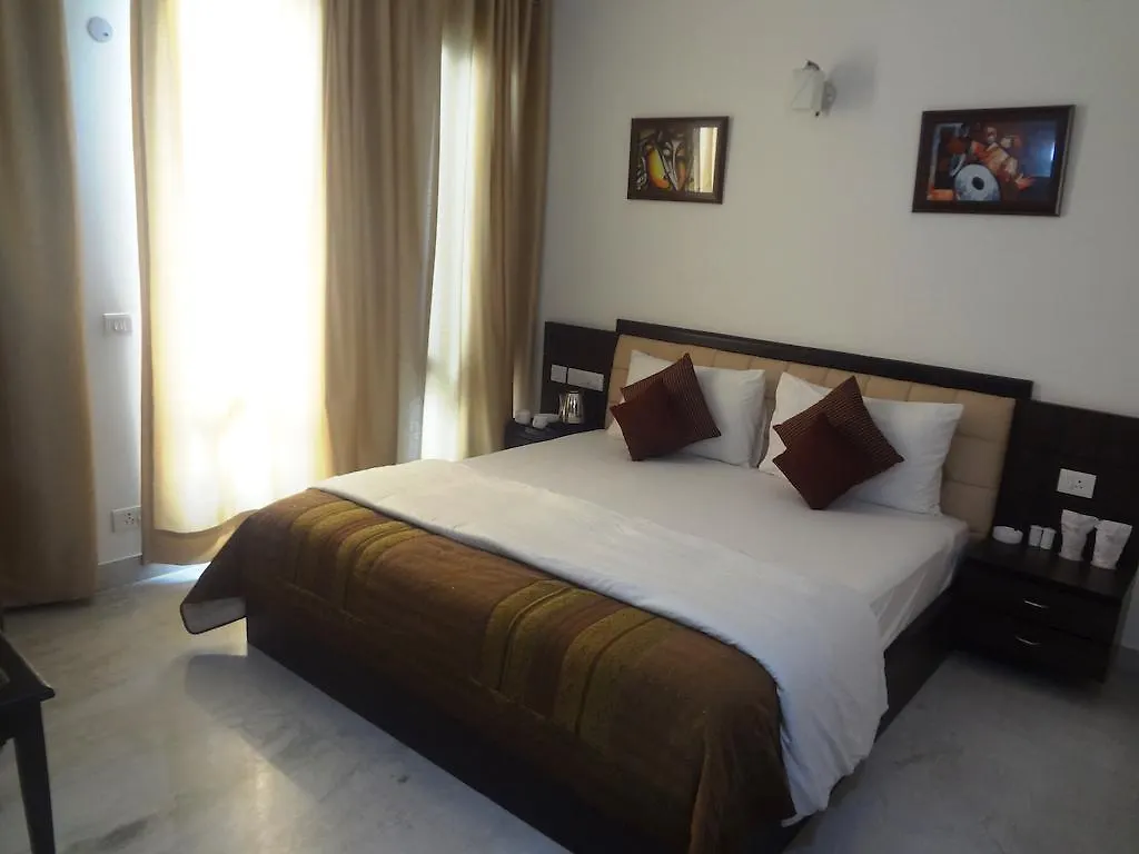 Rr Residency Hotel Delhi  Guest house